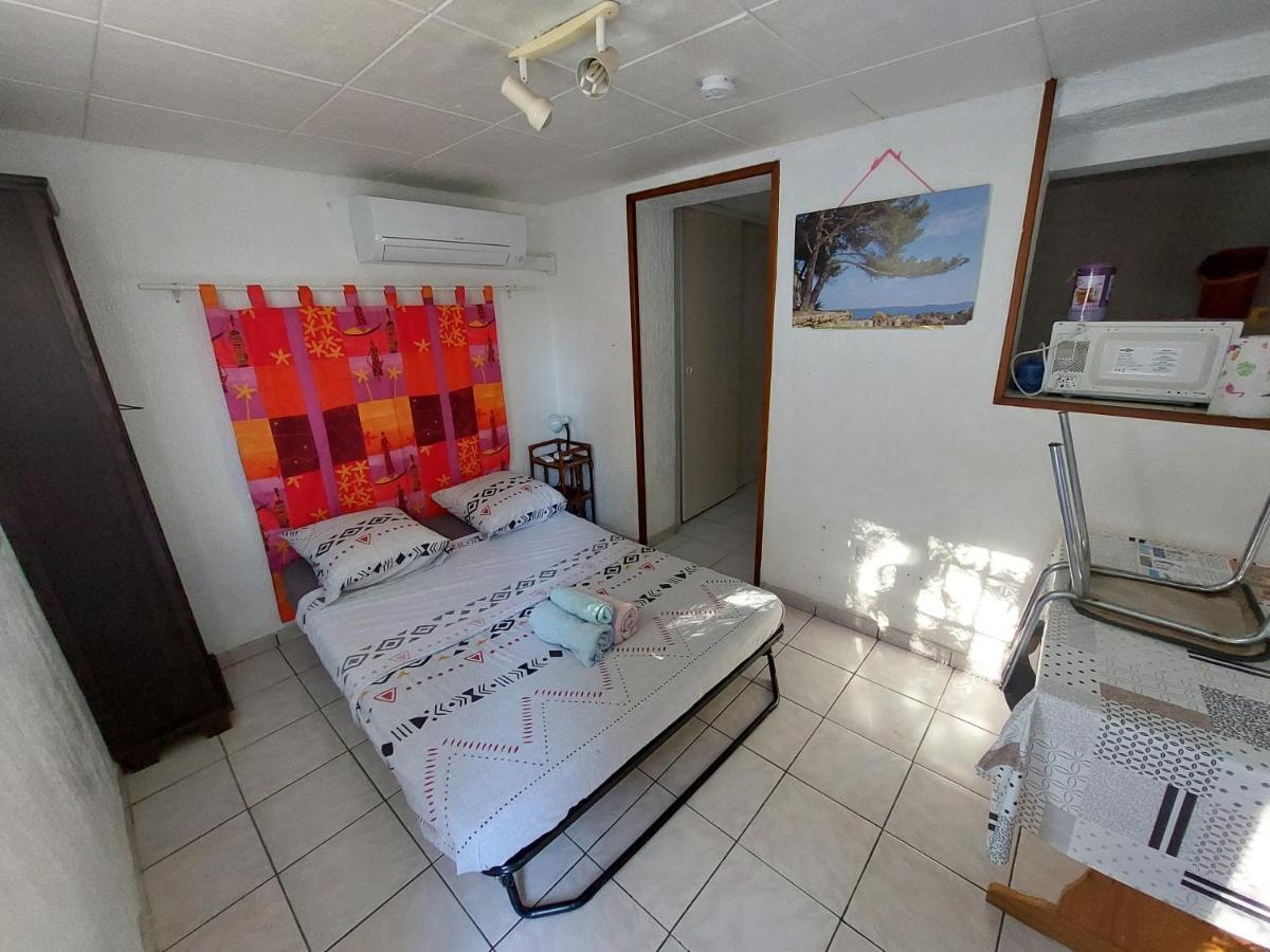 Studio 15 Le Pradet Luaran gambar